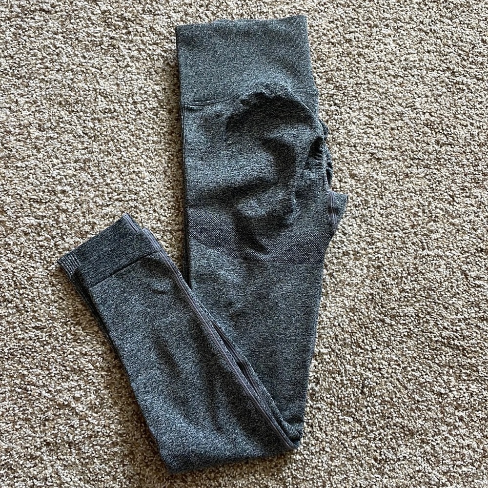 Seamless sexy Gym leggings , brand new w/o tag